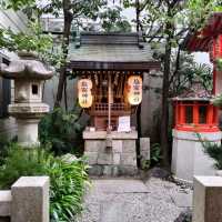 京都景點｜隱身商店街能增長學問智慧、金牛求財富—錦天滿宮
