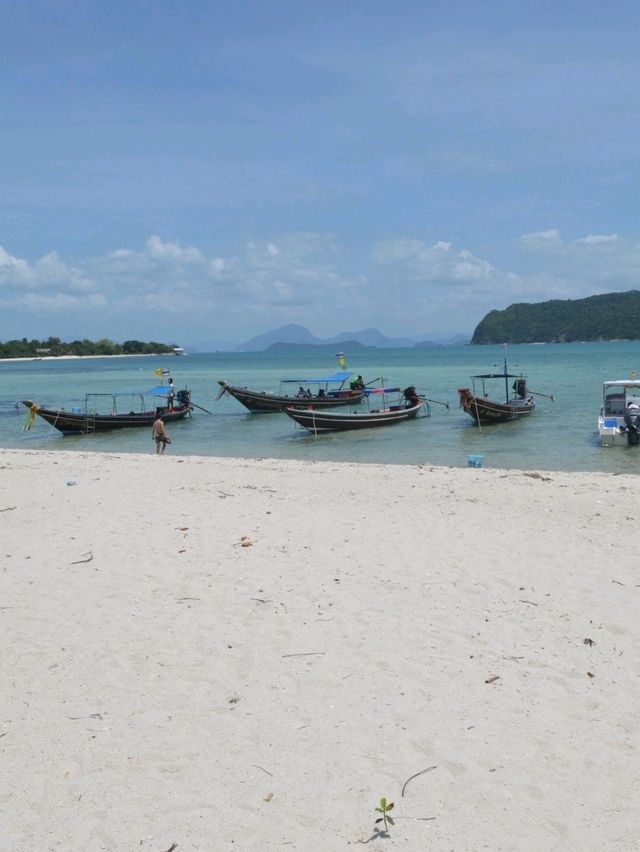 เกาะแตน ดินแดงแห่งความเป็นส่วนตัว