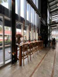 Huge cafe in Bangkok