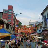 Jonker Street, a good place for shopping and local food experience