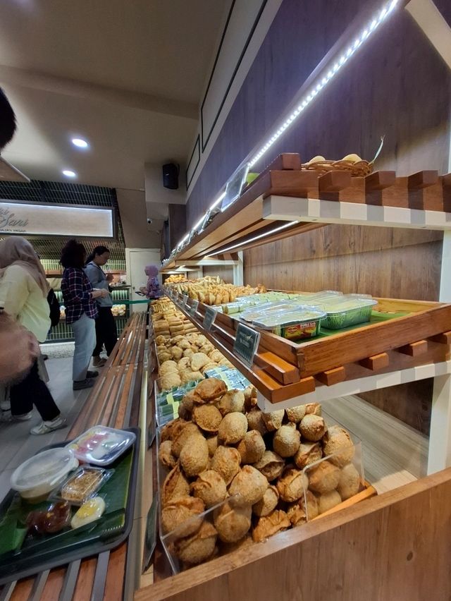 Enjoy the Local Snacks