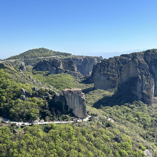 Cliffs and Monasteries: A Meteora Adventure
