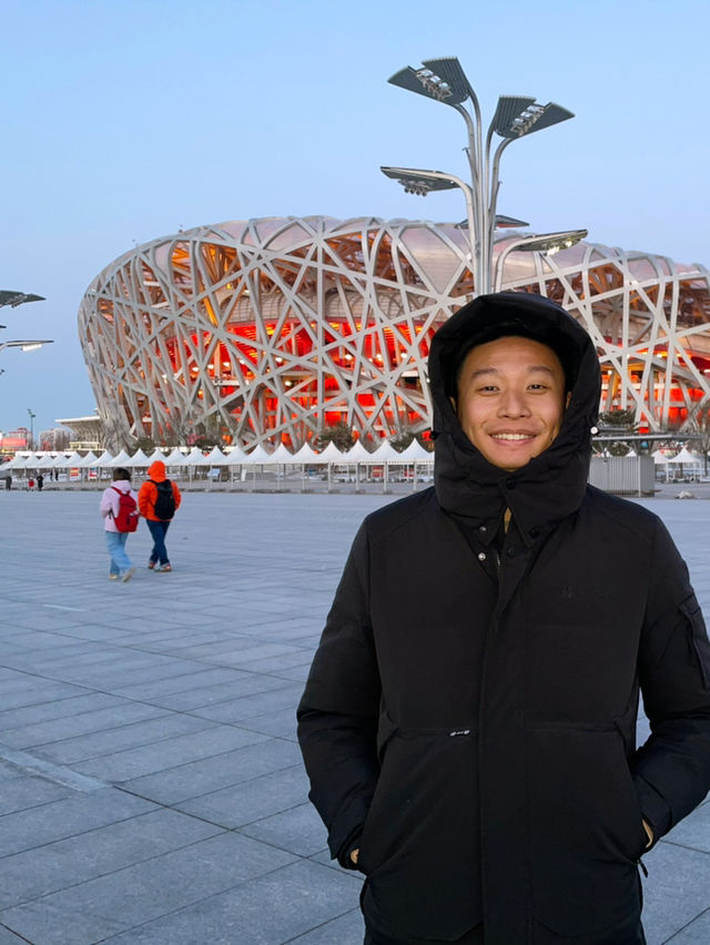 Beijing’s Modern Marvels Illuminated: A Night Journey from Olympic Grandeur to Guomao’s Skyline