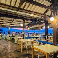 เที่ยวบางแสน ทานอาหารร้านในตำนาน ริมทะเล