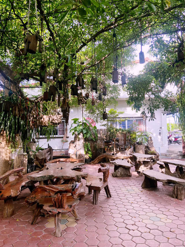 เฮือนหม่อน Coffee 