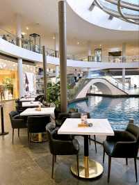 Exploring the Iconic Attractions of Marina Bay Sands