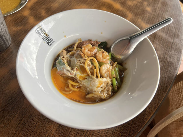 เดินเล่น Phuket Old Town หาของอร่อยในตัวเมือง