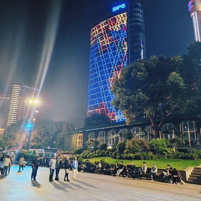 Hidden Night Views in Shanghai: A Peaceful Escape by the Pearl Tower