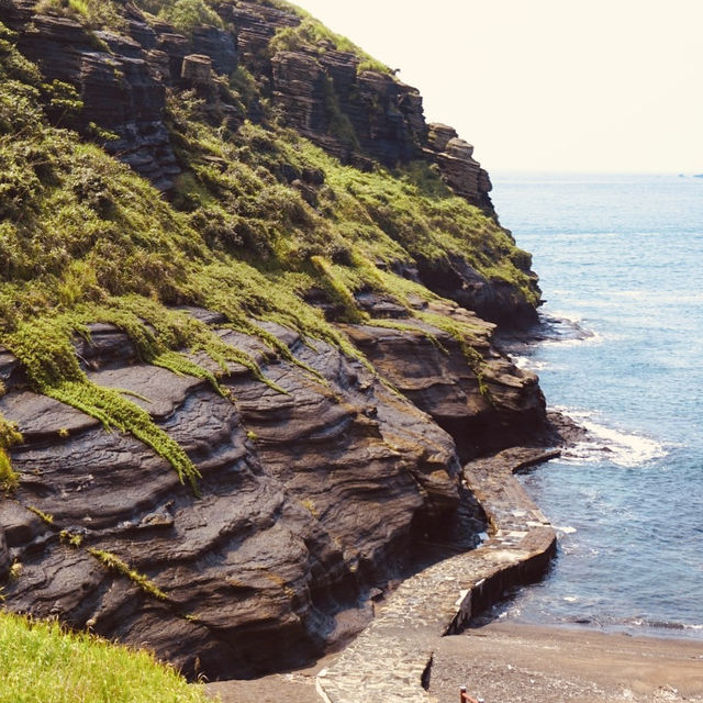 Seongsan Sunrise Marine Provincial Park: A Must-Visit Landmark in Jeju 