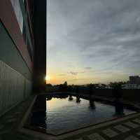 โรงแรมที่มองเห็นแม่น้ำเจ้าพระยา ทองธารา 