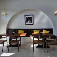 Aurora Café & Restaurant