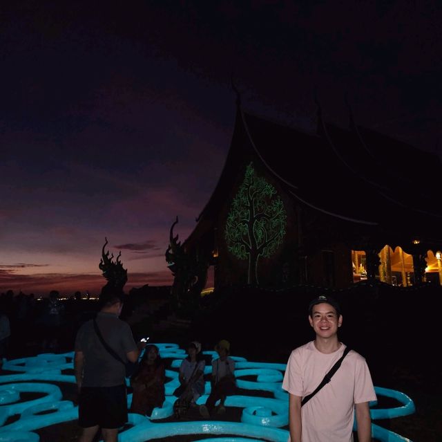 วัดสิรินธรวรารามภูพร้าว (วัดเรืองแสง)