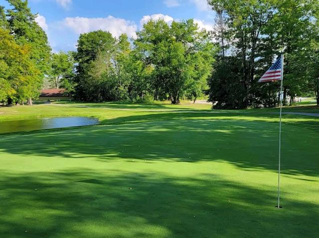 Thunder Bay Resort – Hillman