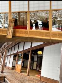 【宮城×冬の旅】詫び寂びを感じる庭  丸窓から見える春夏秋冬の景色