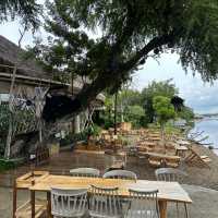 คาเฟ่ริมแม่น้ำแคว ใกล้จุดแลนมาร์คเมืองกาญ