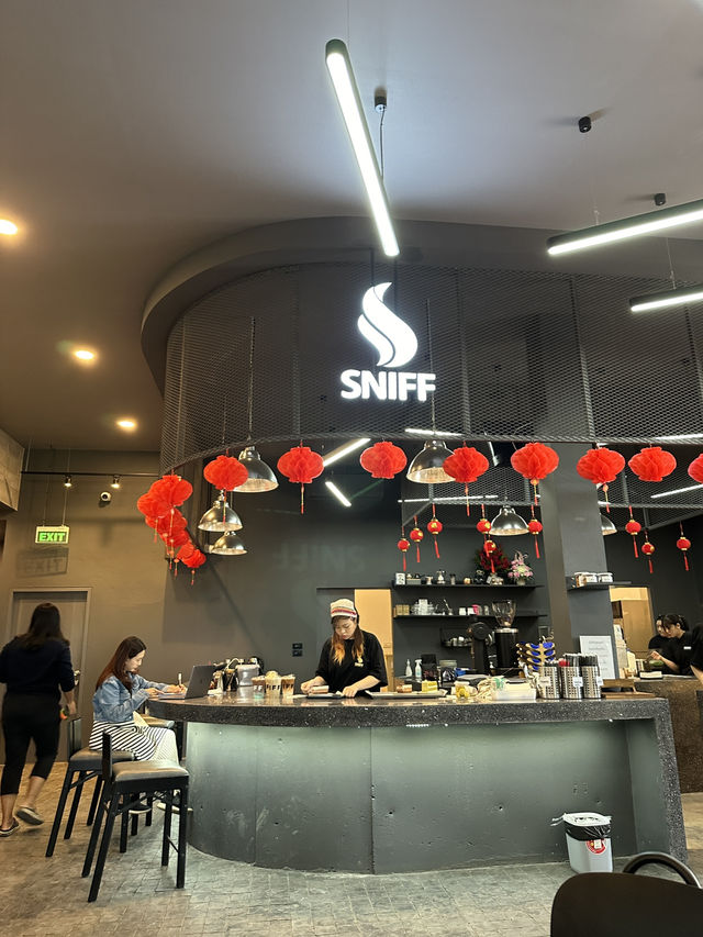 Sniff Roastery ร้านกาแฟสกลนคร