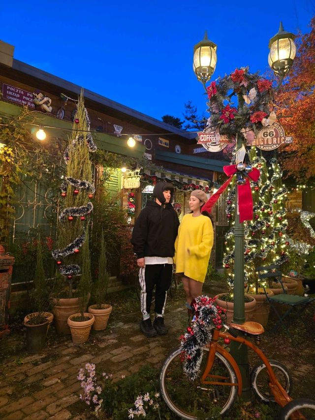 사랑이 샘솟는 크리스마스 카페🎄