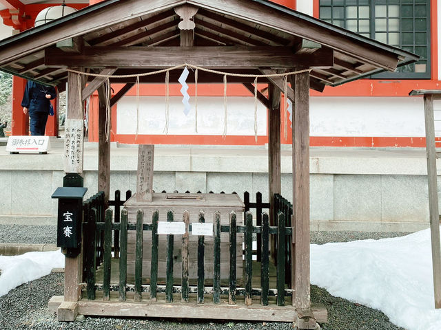 《比叡山的靜謐之旅：在848米的高處尋找心靈的安寧》