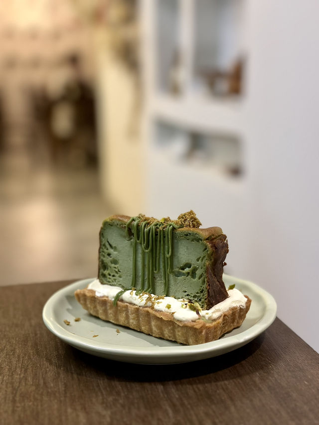 Creative dessert varieties at Alluring Café in Cheras