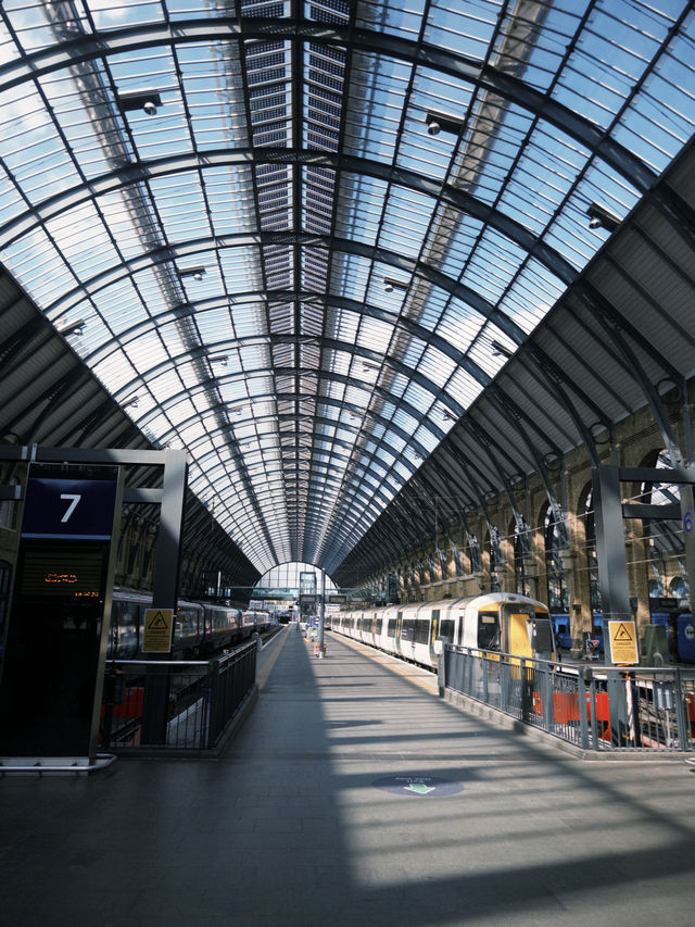 🚆 Exploring King’s Cross Like a Pro! ✨