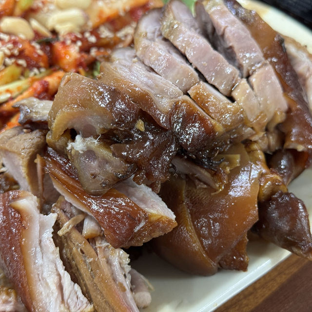 종로3가 보쌈골목 맛집 장군굴보쌈