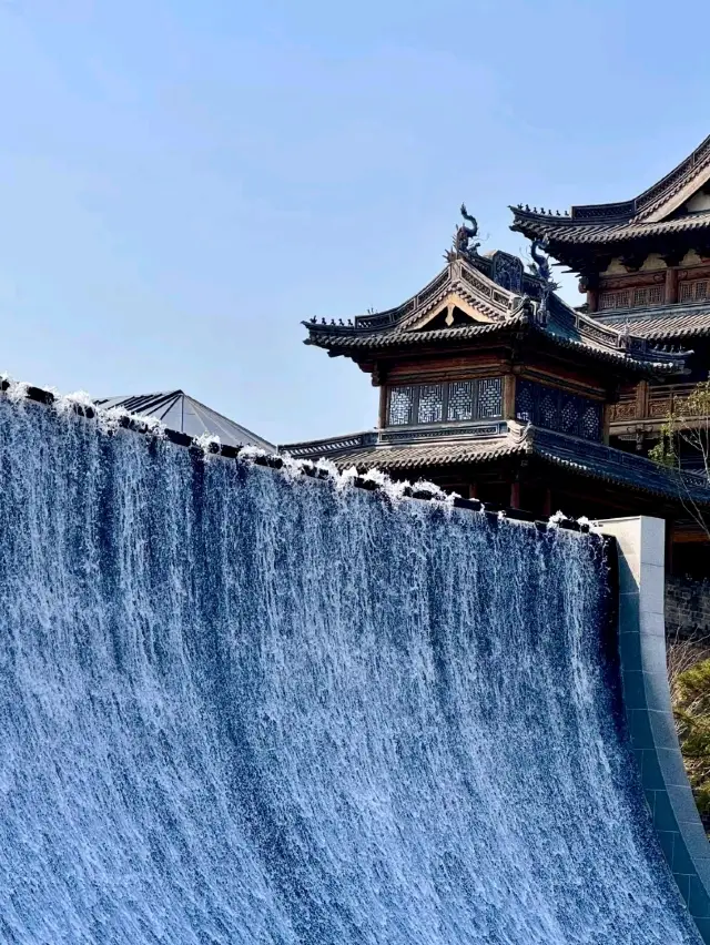 Yanguan Tidal Gate: A Spectacle of the Sea’s Rhythm