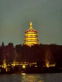 A 4-Hour Journey Around West Lake on foot