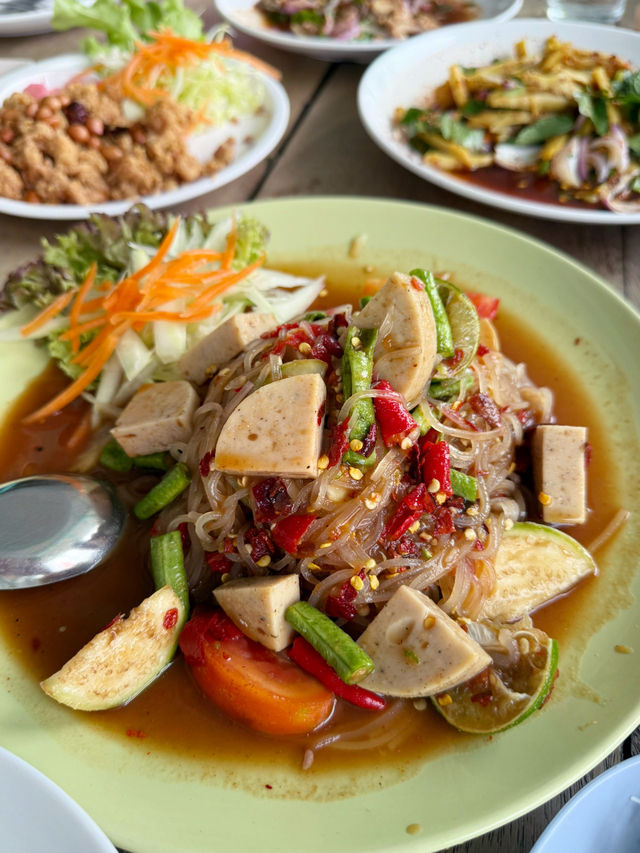 แซ่บสุดในราคาไม่แพง 