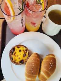 Andhour: A Cozy Spring Escape in Incheon ☕🌿