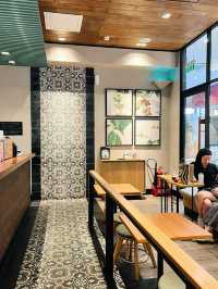 Starbucks Nguyen Hue