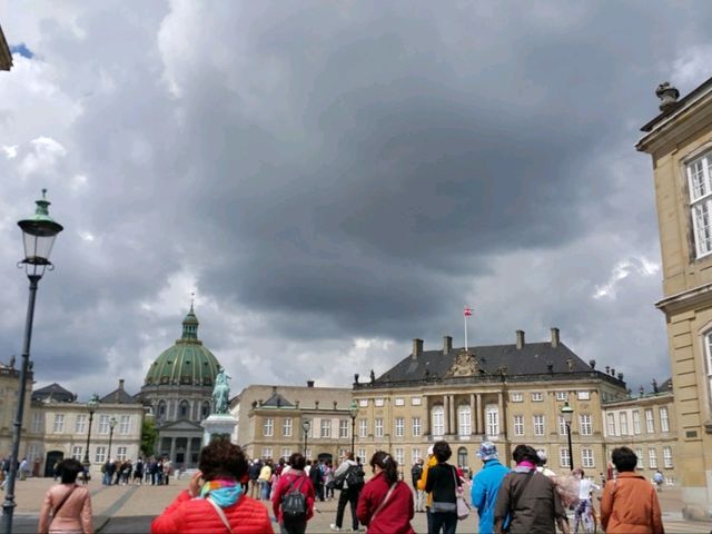 아말리엔보르 성(Amalienborg Palace)