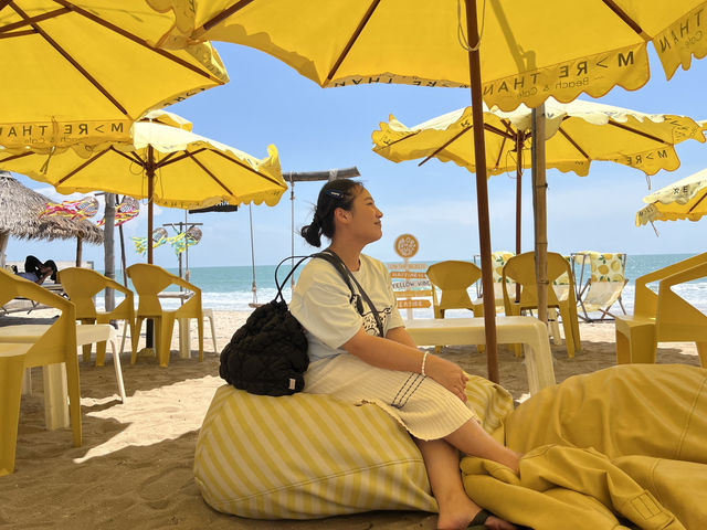 MORE THAN BEACH & CAFE 