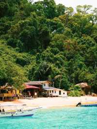 Laid-back Weekend from Singapore: Healed by the Waters of Tioman Island