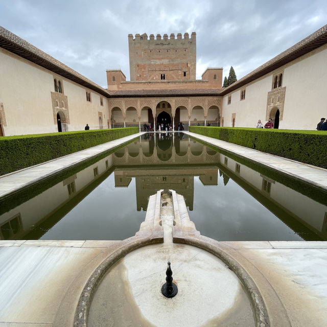 Granada ศิลปะแห่งอันดาลูเซีย สเปนตอนใต้