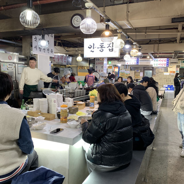 【安東家手工刀削麵】黑白大廚的姨母人生湯麵