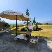 คาเฟ่สีขาว วิวดอยหลวงเชียงดาว : Atmosphere resort