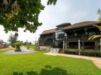 Sukhothai Serenity – Where Thailand’s Soul Was Born