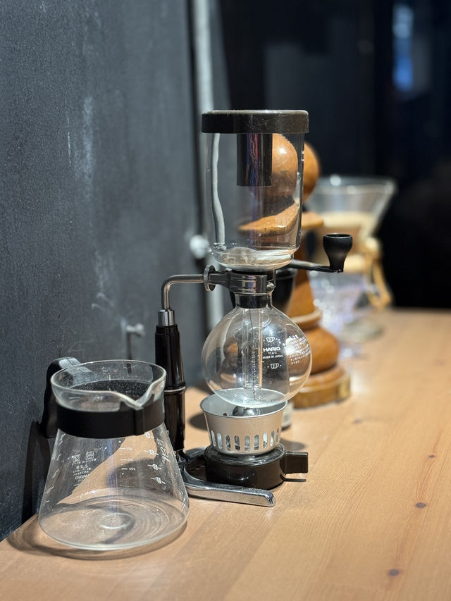Warm Vibes & Perfect Brews: Discover Celcius Coffee, Your Cozy Café Escape