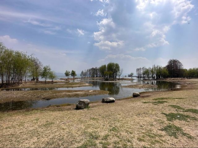 雲南 | 洱海公園，登頂昔日南詔國王養鹿之地，遠眺洱海美景。
