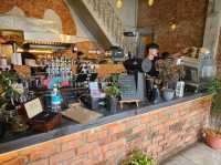 檳城 | Bean Sprout Café 老宅改建的工業廢墟風格咖啡