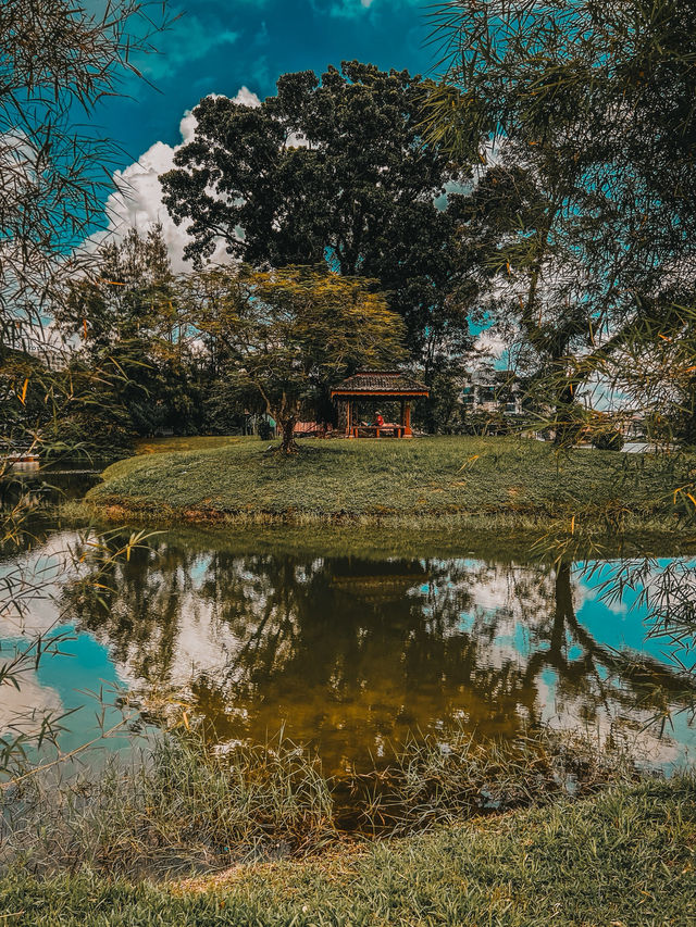 Serene Reflections and Old-World Charm at Taiping Lake