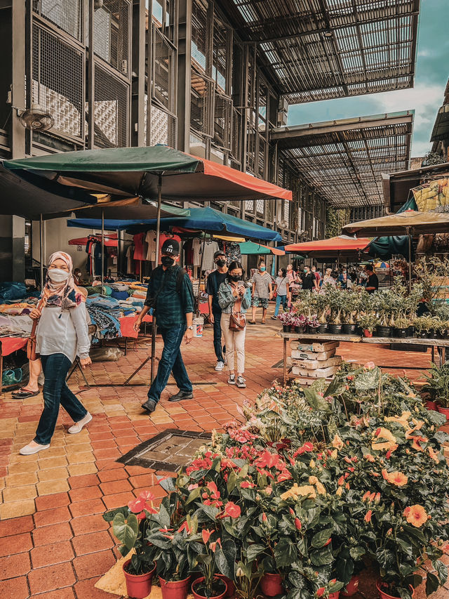 Where Mornings Come Alive — Streets of Chowrasta