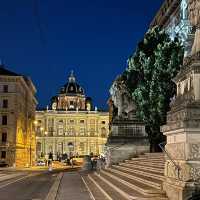 🏛️ *Imperial Grandeur at Maria-Theresien-Platz: Vienna’s Museum Quarter Jewel✨🇦🇹