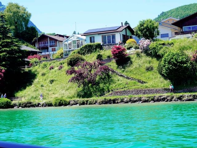 🌊 Lake Thun – A Mirror Between the Alps and the Sky