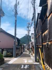 🏮【岐阜・美濃市】  灯りの向こうに、千年の手仕事。 心がほぐれる、和紙のまち。