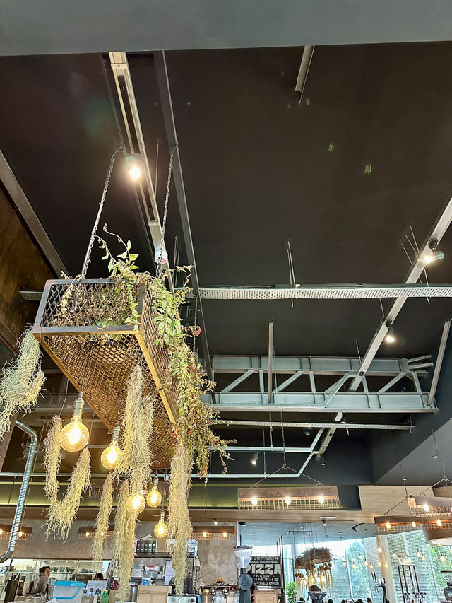 Pastries & Pickleball? This Café Delivers Both with Style