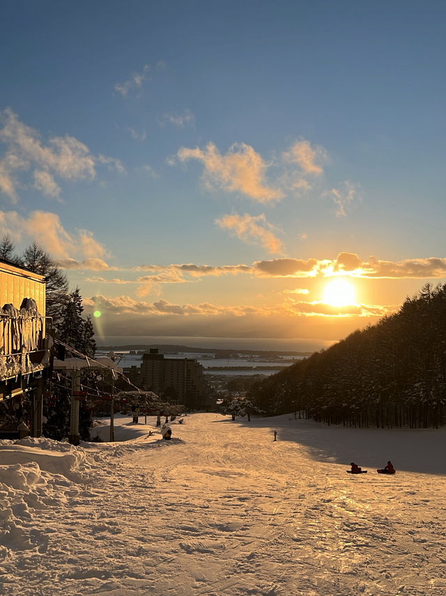 🎿滑雪，然後靜靜看著太陽落下 —— 豬苗代雪地旅記