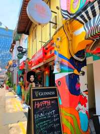 A Burst of Color: Exploring the Murals of Arab Street and Haji Lane in Singapore
