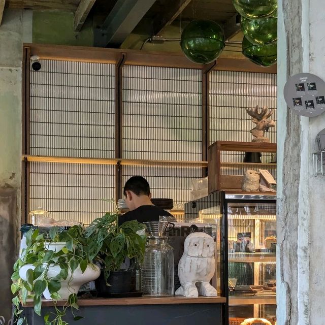 excellent cafe and eatery