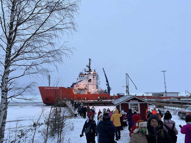 Cracking the Frozen Sea: The Power of the Icebreaker Cruise in Finland🇫🇮